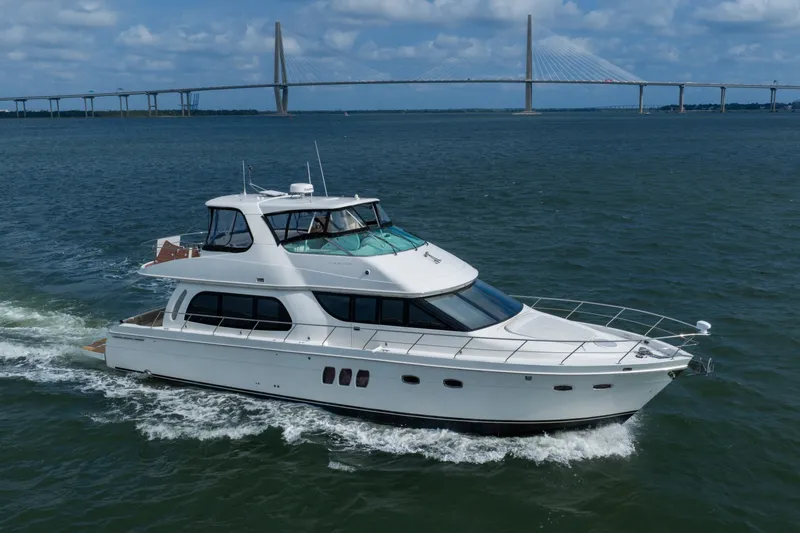 Slide: The Image of Carver Yachts 56 Voyager SE 2007 - 7750135