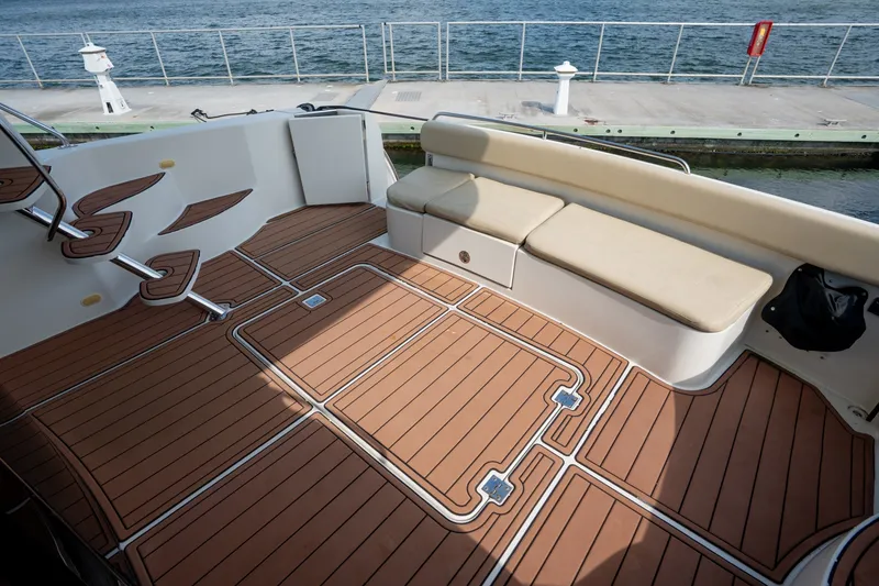 Slide: The Image of Carver Yachts 56 Voyager SE 2007 - 7750160