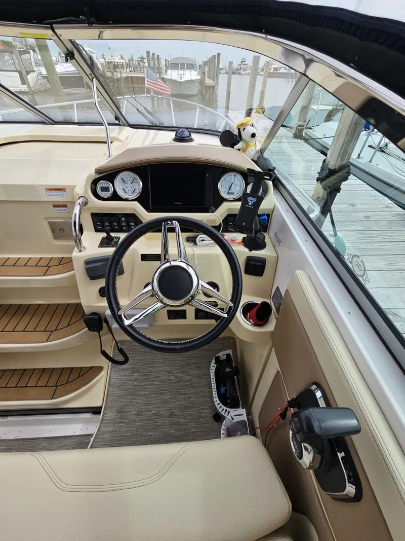 Slide: The Image of Regal 28 Express 2019 - 7750309