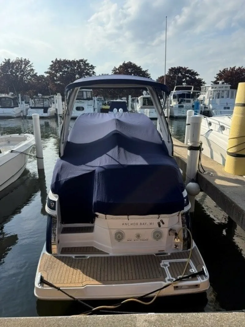 Slide: The Image of Regal 28 Express 2019 - 8600803