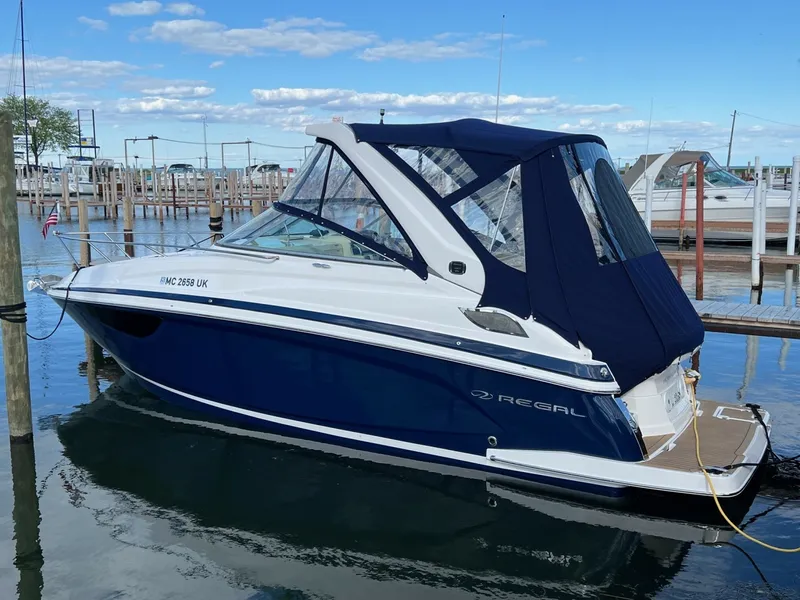 The Image of Regal 28 Express 2019 - 7750297