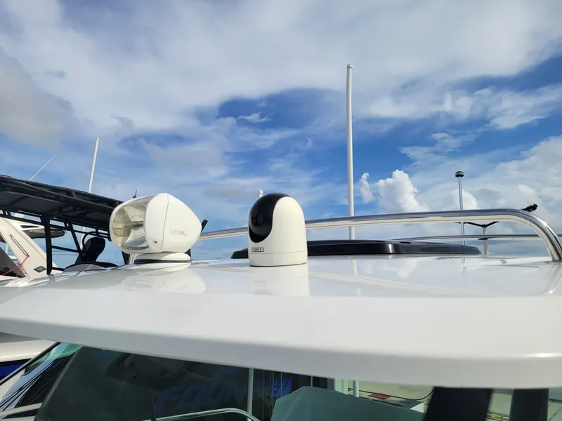 Slide: The Image of Jeanneau Leader 10.5 WA Series 2 2025 - 7750758