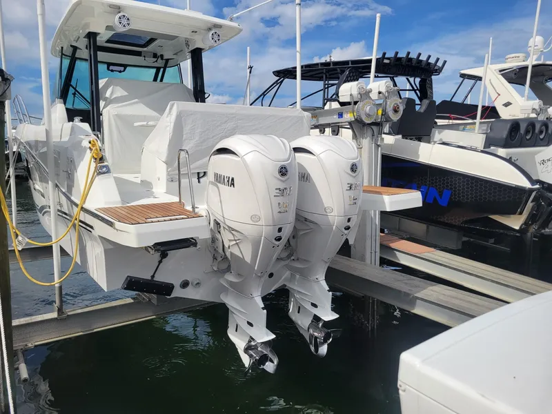 Slide: The Image of Jeanneau Leader 10.5 WA Series 2 2025 - 7750746