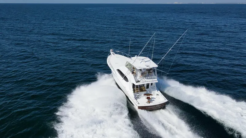 Slide: The Image of 2008 54 Hatteras Convertible American Made Exteriors (8) - 7852512