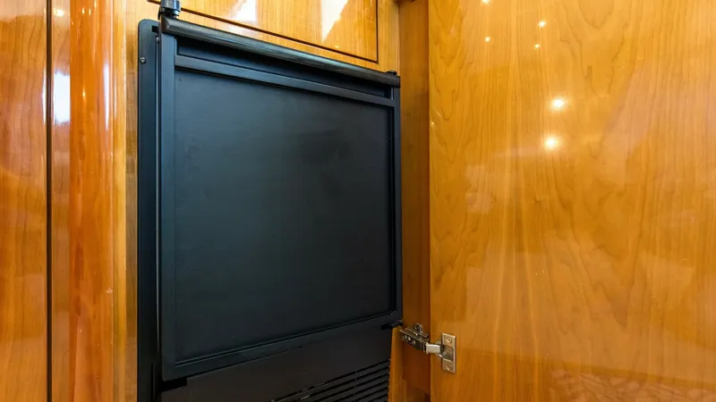 Slide: The Image of 2008 54 Hatteras Convertible American Made Cooler - 7852456