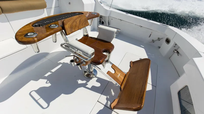 Slide: The Image of 2008 54 Hatteras Convertible American Made Rear Deck (7) - 7852485