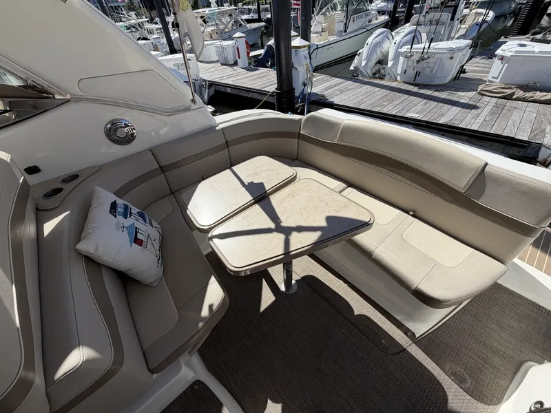 Slide: The Image of Formula 31 Performance Cruiser 2015 - 7763651
