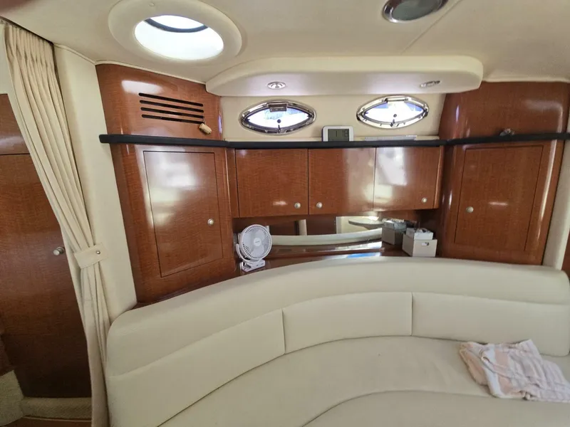 Slide: The Image of Sea Ray 320 Sundancer 2005 - 7764201