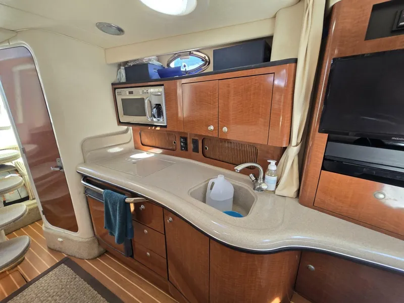 Slide: The Image of Sea Ray 320 Sundancer 2005 - 7764203