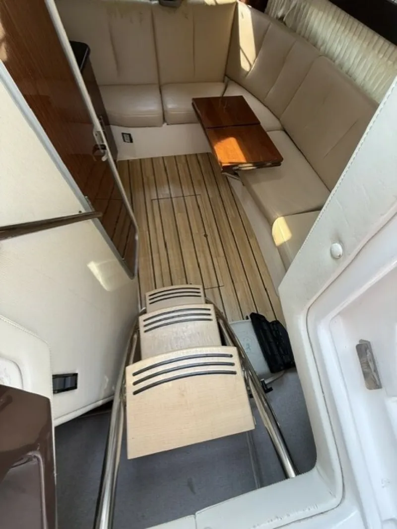 Slide: The Image of Regal 32 2015 - 7764127
