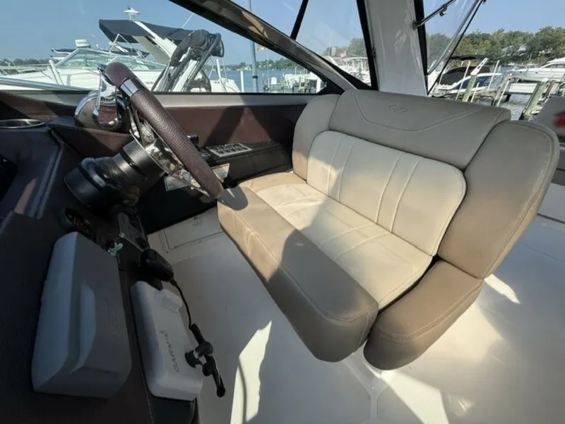 Slide: The Image of Regal 32 2015 - 7764107