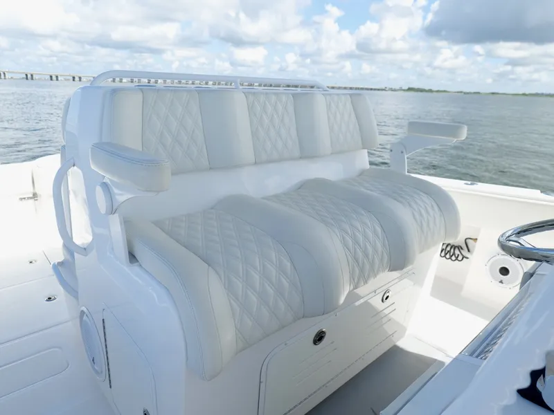 Slide: The Image of Invincible 33 Catamaran 2022 - 7817664