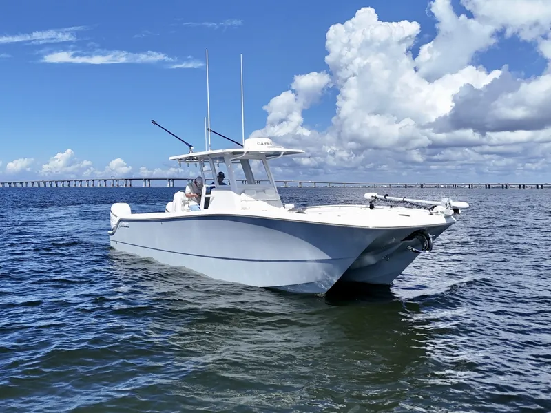 Slide: The Image of Invincible 33 Catamaran 2022 - 7817615