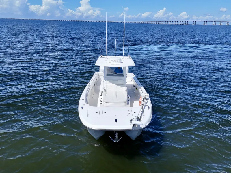 Slide: The Image of Invincible 33 Catamaran 2022 - 7817614