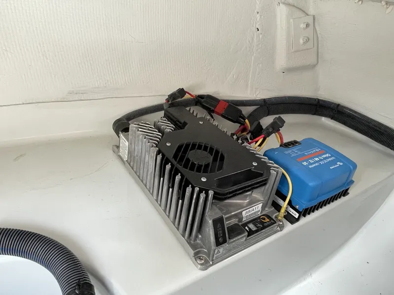 Slide: The Image of Electric powered - 7764637