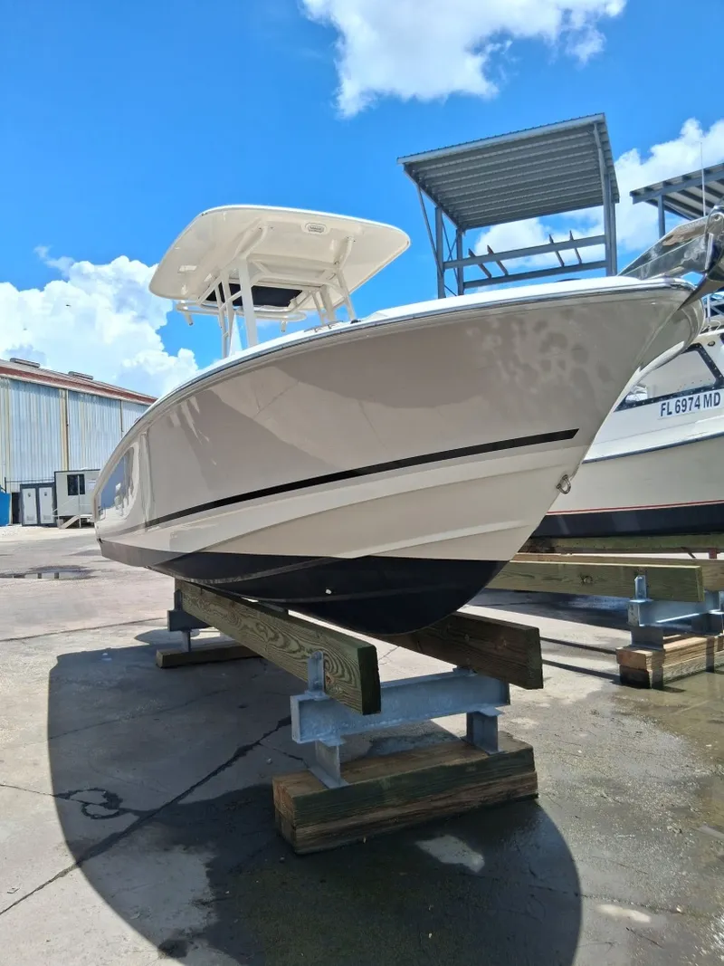 The Image of Boston Whaler 23 2022 - undefined