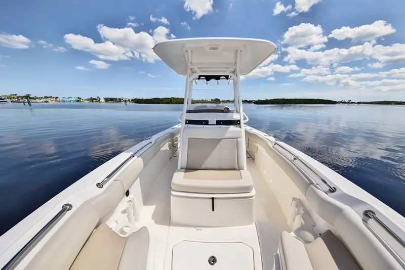 Slide: The Image of Boston Whaler 23 2022 - 7951694