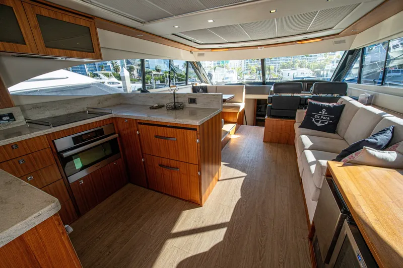 Slide: The Image of Riviera 6000 Sport Yacht 2015 - 7764916