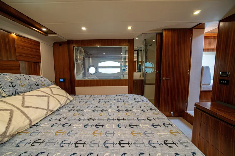 Slide: The Image of Riviera 6000 Sport Yacht 2015 - 7764940