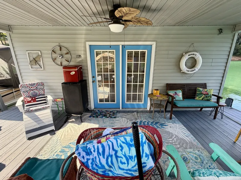 Slide: The Image of Custom 20 x 33 Floating Cabin - Approx 613sqft 1994 - 7766290