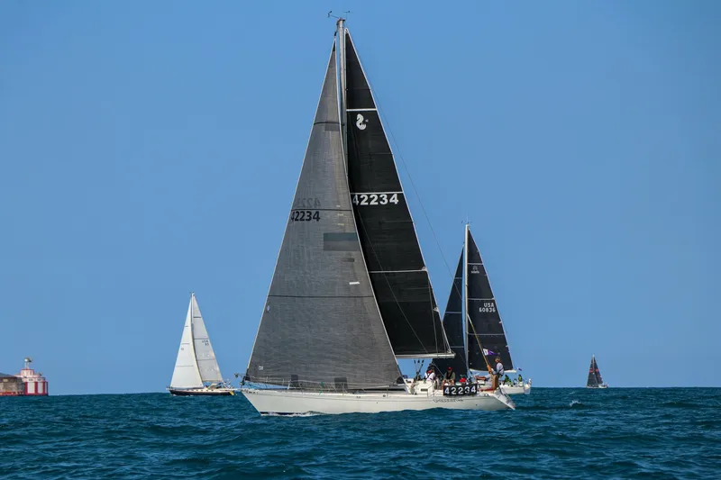 Slide: The Image of 42' Beneteau port profile1 - 7767033