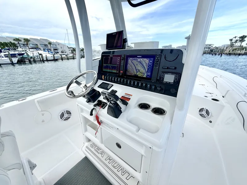 Slide: The Image of Sea Hunt 27 2017 - 7767062