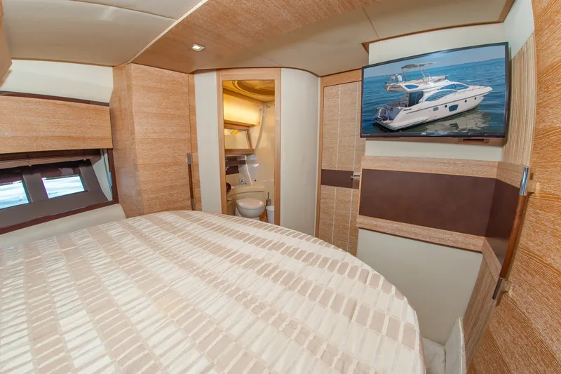 Slide: The Image of 47 Azimut 2008 29 - 7767850