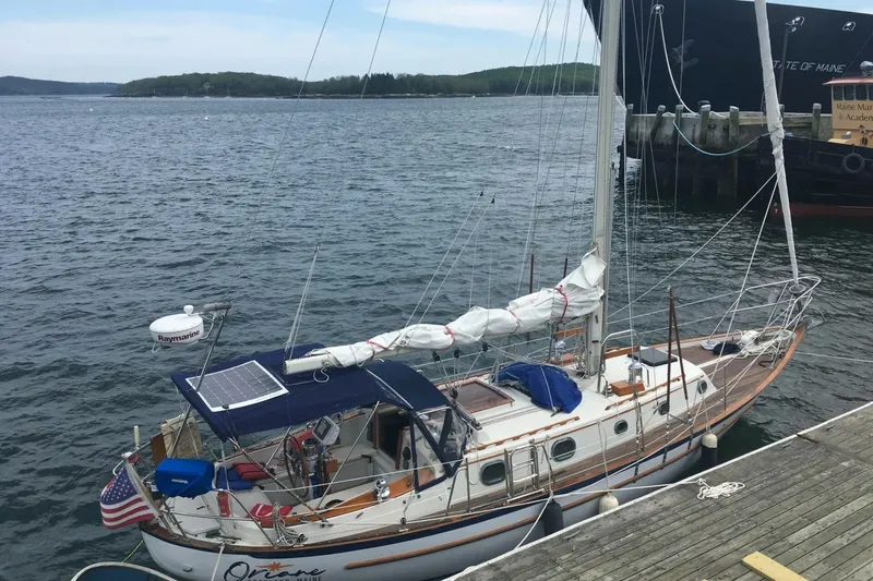 Slide: The Image of Pacific Seacraft 37 1982 - 7768689