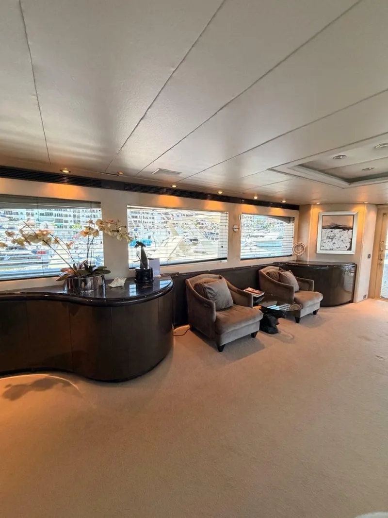 Slide: The Image of Main Saloon 6 - 7769280
