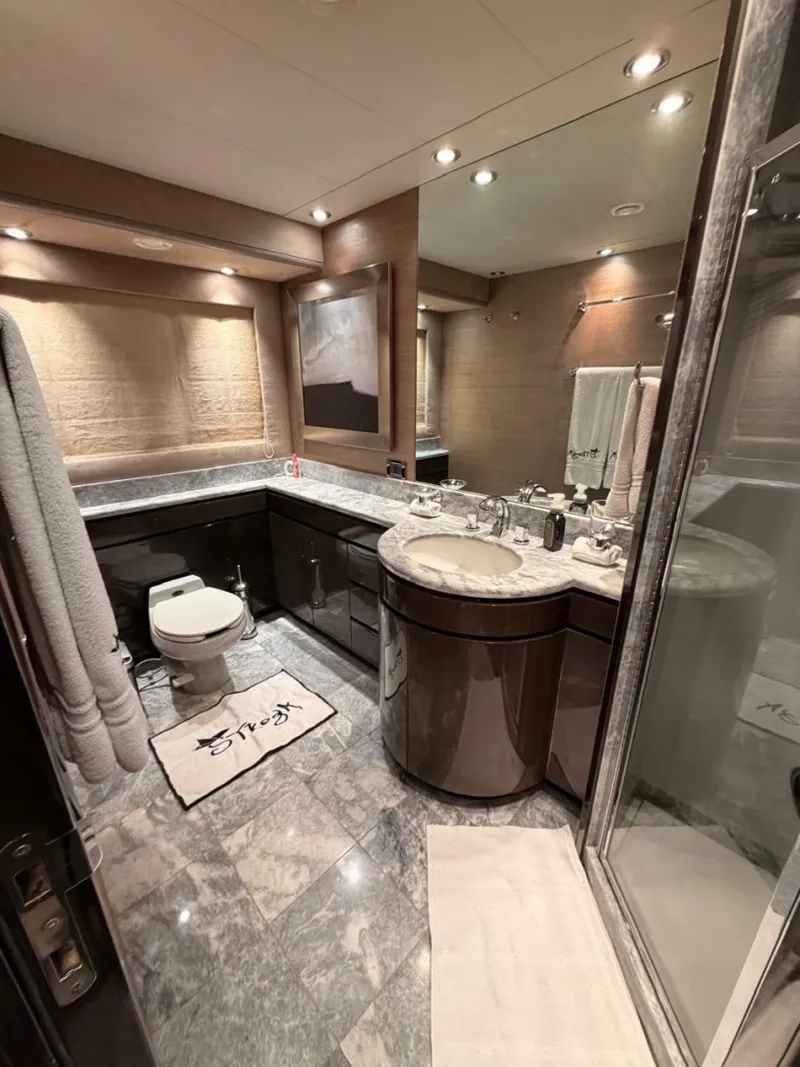 Slide: The Image of VIP Suites 13 - 7769352