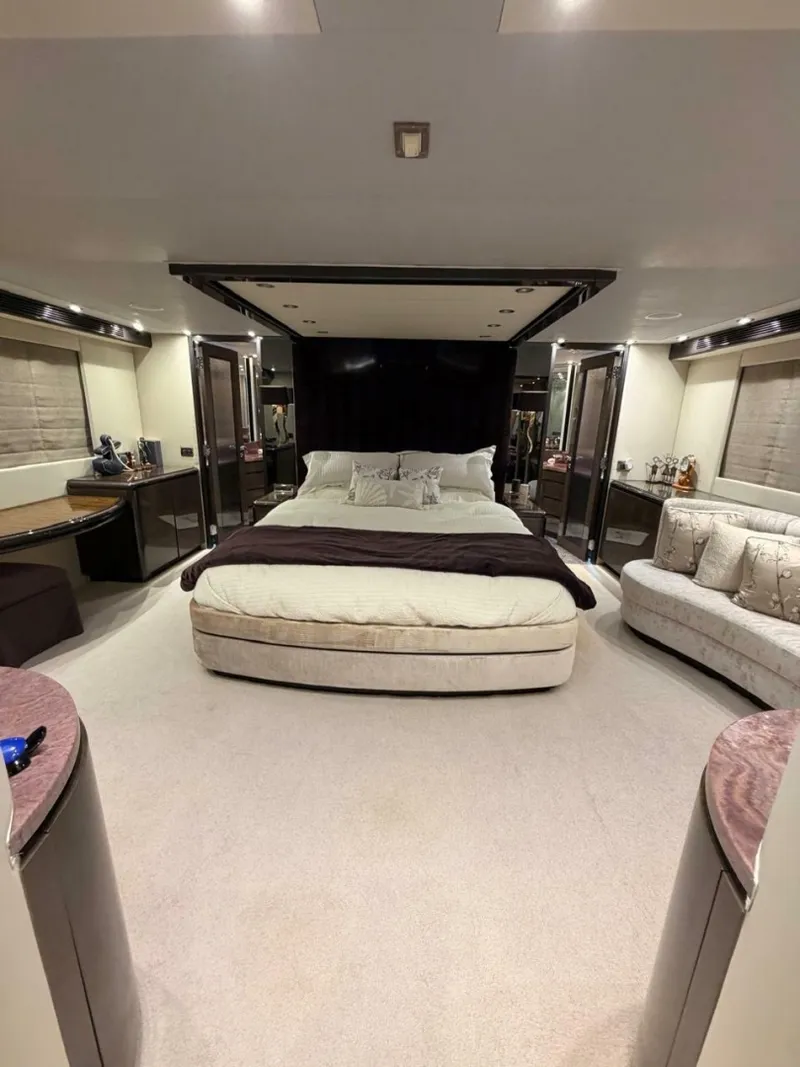 Slide: The Image of Master Suite 2 - 7769295