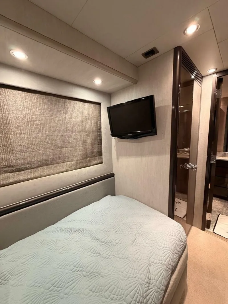 Slide: The Image of Twin Suite 1 - 7769325