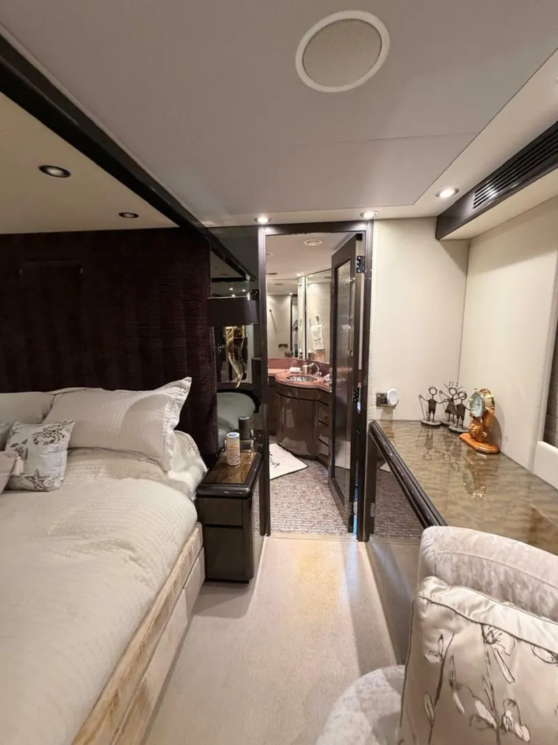 Slide: The Image of Master Suite 9 - 7769313