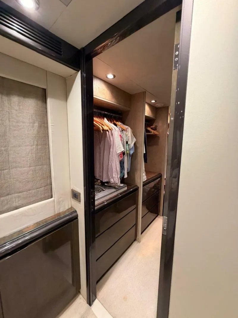 Slide: The Image of Master Suite 7 - 7769307