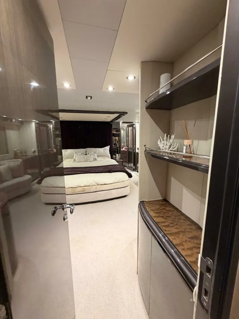 Slide: The Image of Master Suite 1 - 7769293