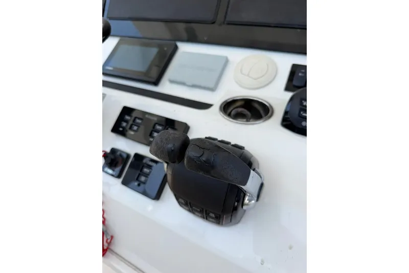 Slide: The Image of Regulator Marine 41 2019 - 7770613