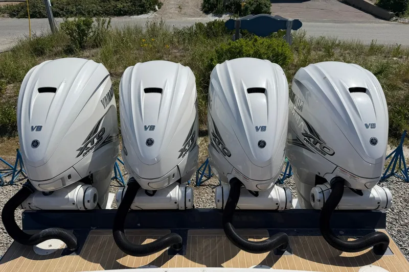 Slide: The Image of Regulator Marine 41 2019 - 7770490