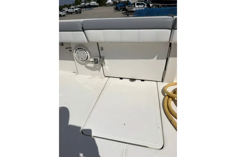 Slide: The Image of Regulator Marine 41 2019 - 7770581