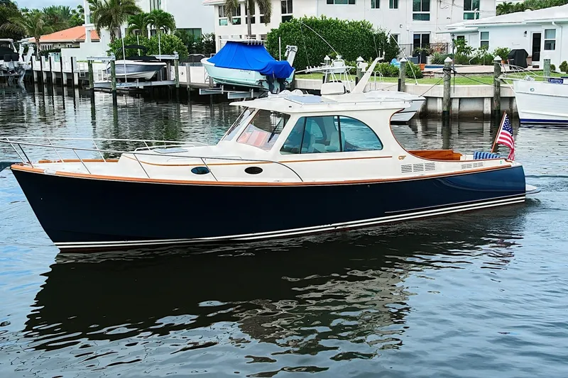 Slide: The Image of Hinckley Yachts Picnic Boat 37 MKIII 2018 - 7770464