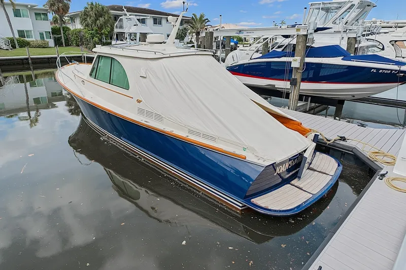 Slide: The Image of Hinckley Yachts Picnic Boat 37 MKIII 2018 - 7770497