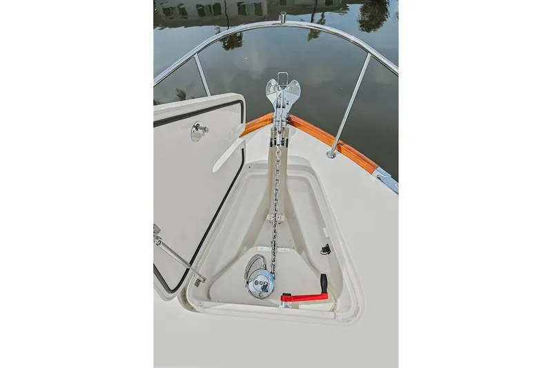 Slide: The Image of Hinckley Yachts Picnic Boat 37 MKIII 2018 - 7770519