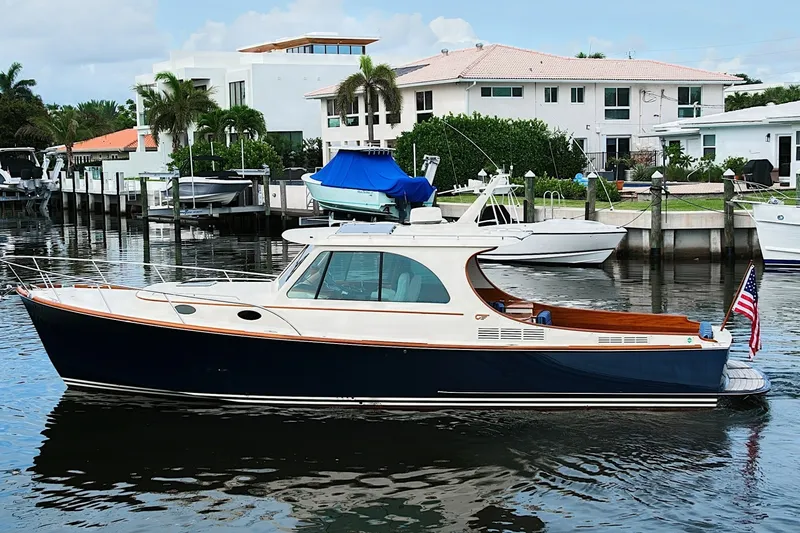 Slide: The Image of Hinckley Yachts Picnic Boat 37 MKIII 2018 - 7770461