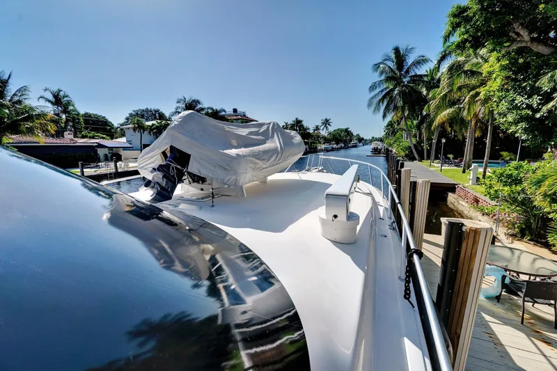 Slide: The Image of Viking 74 Enclosed Bridge 2008 - 7770642