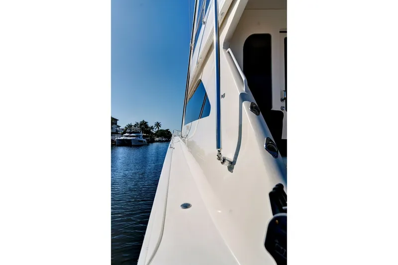 Slide: The Image of Viking 74 Enclosed Bridge 2008 - 7770653