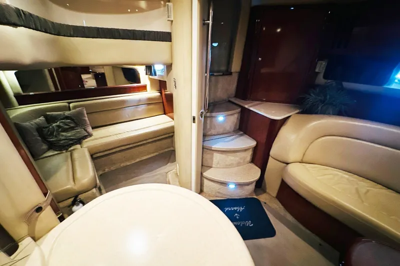 Slide: The Image of Sea Ray 420 Sundancer 2003 - 7853445