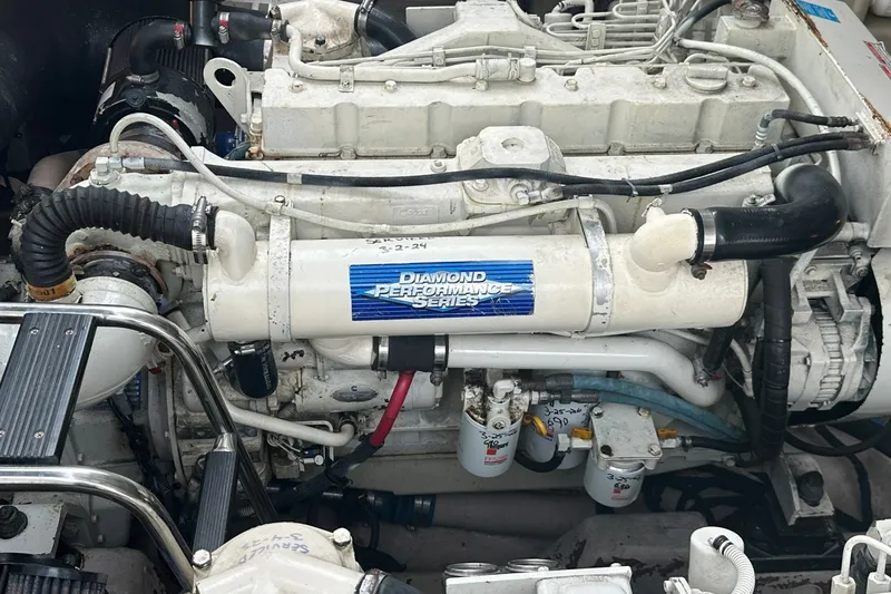 Slide: The Image of Sea Ray 420 Sundancer 2003 - 7853516