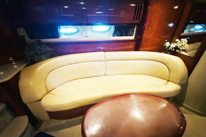 Slide: The Image of Sea Ray 420 Sundancer 2003 - 7853442