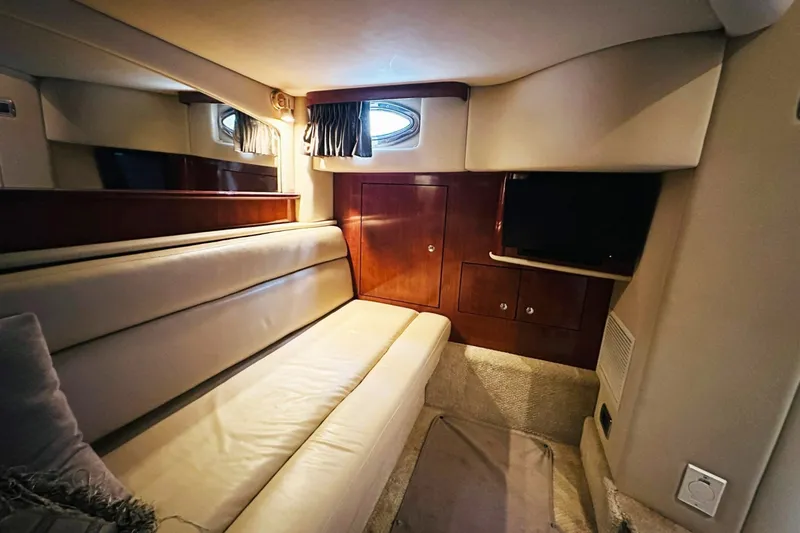 Slide: The Image of Sea Ray 420 Sundancer 2003 - 7770743