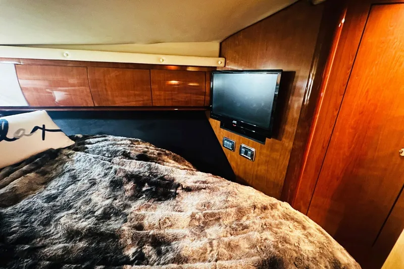 Slide: The Image of Sea Ray 420 Sundancer 2003 - 7770731