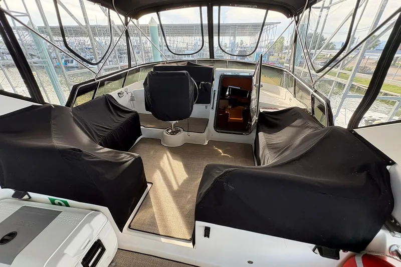 Slide: The Image of Symbol 50 Pilothouse 2003 - 7770828